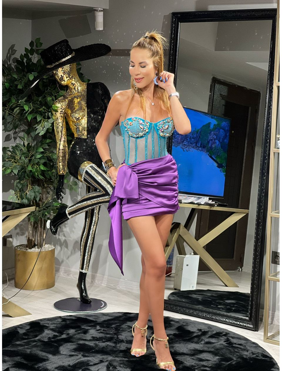 fashion queen lilac skirt